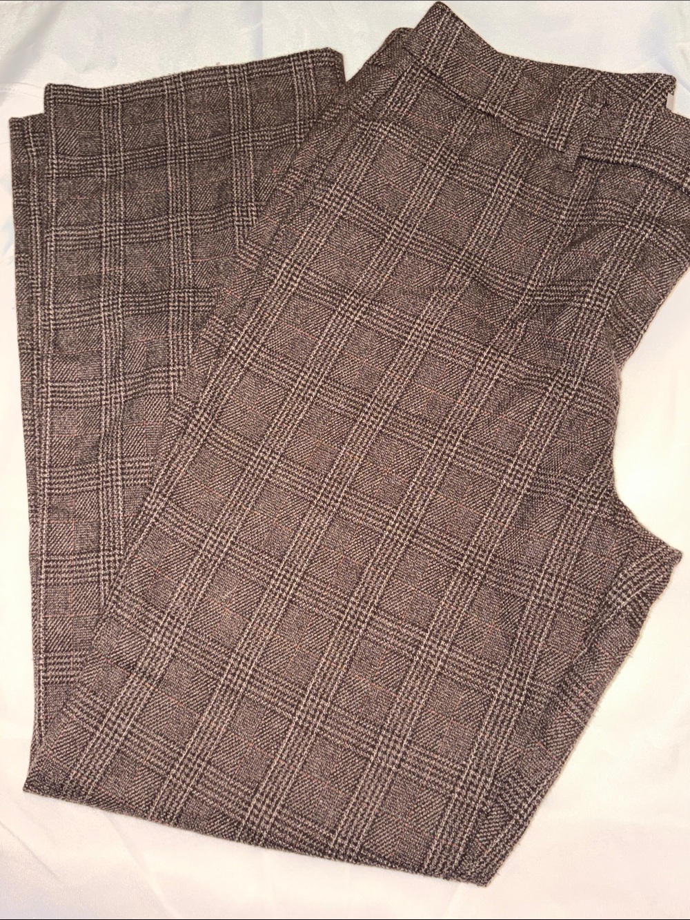 Maurice’s Plaid Dress Pants in Brown and Black size 13/14